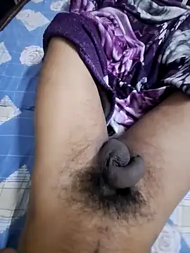 Snapshot of therawmaster chatting on 02/08/25, 06:33 therawmaster online show from 02/08/25, 06:33