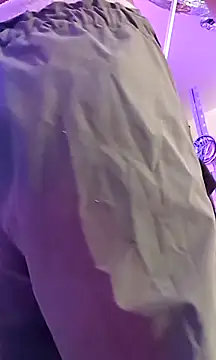 gurlnips online show from 11/15/25, 11:18