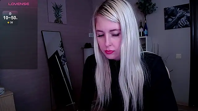 Mermaid N online show from 03/18/25, 07:52