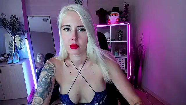 Snapshot of Mermaid_N chatting on 06/25/26, 01:38 Mermaid N online show from 06/25/26, 01:38