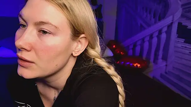 Liv Fay online show from 02/22/25, 01:46