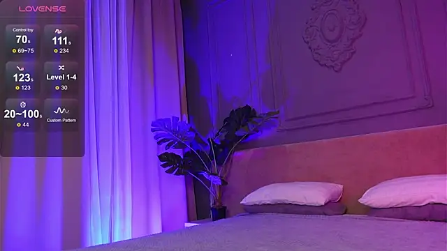 Liv Fay online show from 11/12/25, 03:12