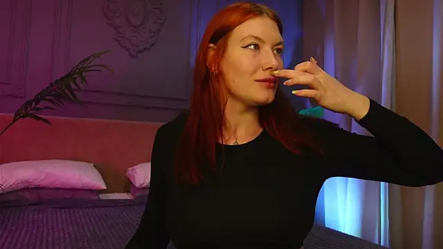 Liv Fay online show from 02/19/26, 01:51