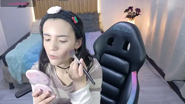 sailor moon07 online show from 10/14/25, 12:50