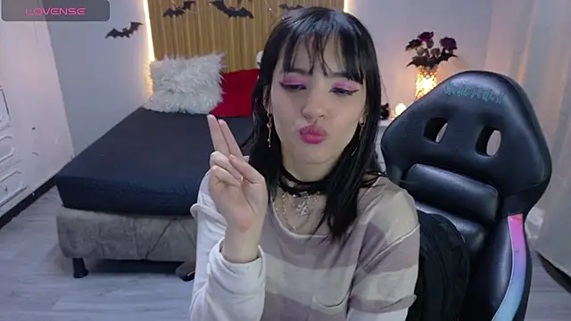 sailor moon07 online show from 10/15/25, 03:17