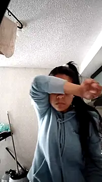 Tiphanydirty3 online show from 04/18/26, 01:15