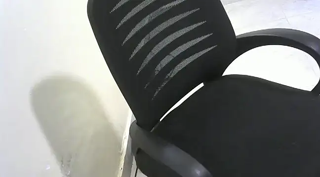 creamyjuices01 online show from 02/25/25, 09:24