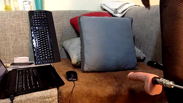 creamyjuices01 online show from 03/08/26, 12:41