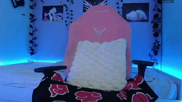 Scarlettsrorm online show from 02/17/25, 05:04