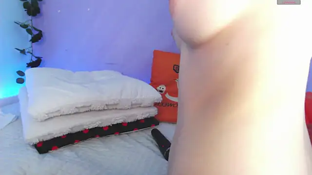 Scarlettsrorm online show from 10/11/25, 05:17