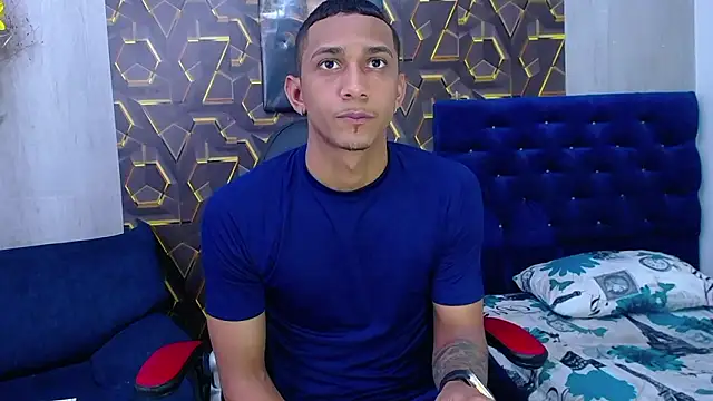 Snapshot of dominic_smith_ chatting on 03/25/26, 08:59 dominic smith online show from 03/25/26, 08:59