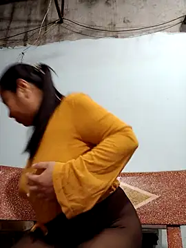 Queen 18200 online show from 12/21/25, 10:06