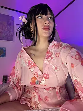 Tsuki-moon online show from 10/26/25, 12:11