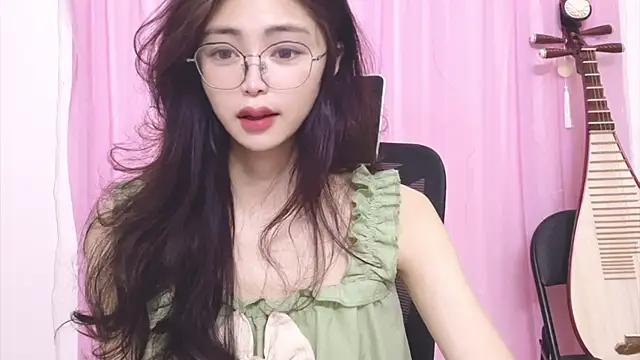 ---MIA--- online show from 04/10/26, 04:28