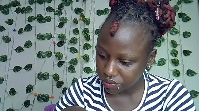 sexybree  online show from 01/31/25, 08:43