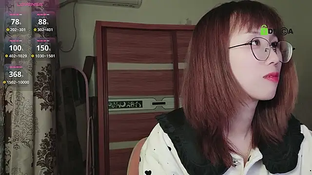 Lili 666 online show from 02/17/25, 06:04