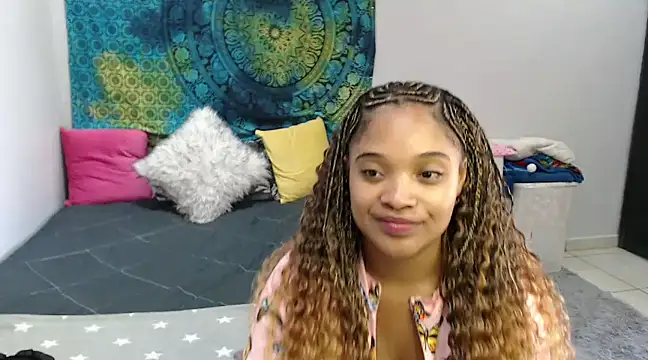 CREAMYCUPCAKExxx online show from 01/26/25, 11:39