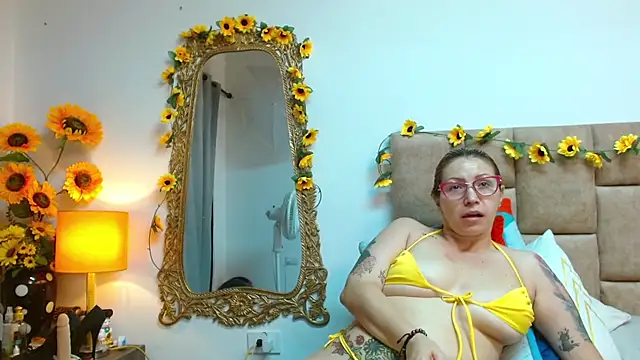 IsisDuzan online show from 12/12/24, 06:47