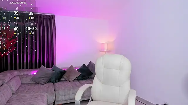 karlaa james online show from 01/18/25, 03:31