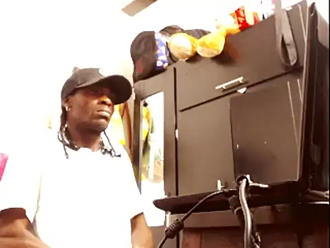 phillip-hot online show from 01/22/25, 04:23