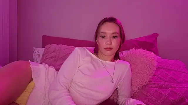 KateVon online show from 10/02/25, 01:29