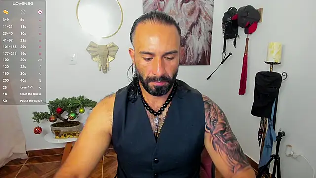 Snapshot of mr_maik chatting on 12/18/24, 01:34 mr maik online show from 12/18/24, 01:34
