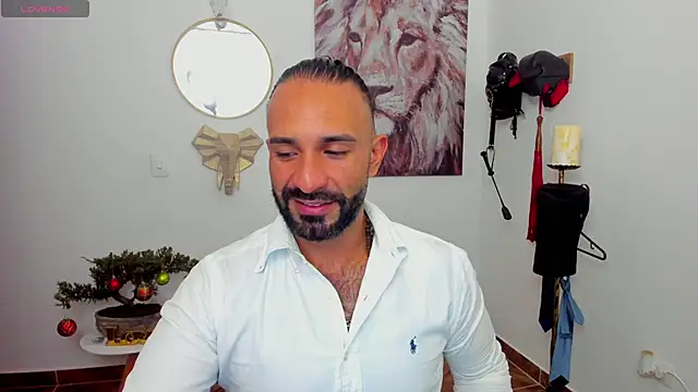 Snapshot of mr_maik chatting on 01/04/25, 09:43 mr maik online show from 01/04/25, 09:43