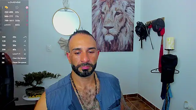Snapshot of mr_maik chatting on 01/10/25, 04:51 mr maik online show from 01/10/25, 04:51