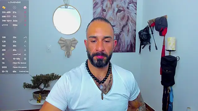 Snapshot of mr_maik chatting on 01/24/25, 12:52 mr maik online show from 01/24/25, 12:52