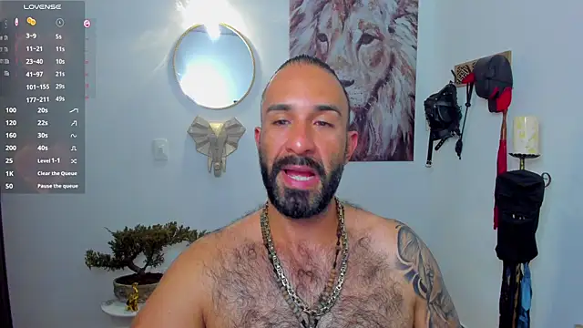 Snapshot of mr_maik chatting on 01/27/25, 10:49 mr maik online show from 01/27/25, 10:49