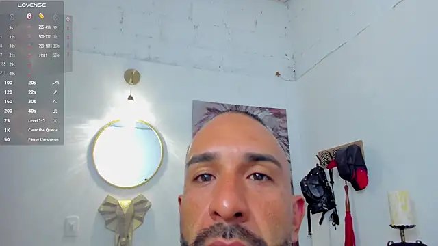 Snapshot of mr_maik chatting on 02/12/25, 09:31 mr maik online show from 02/12/25, 09:31