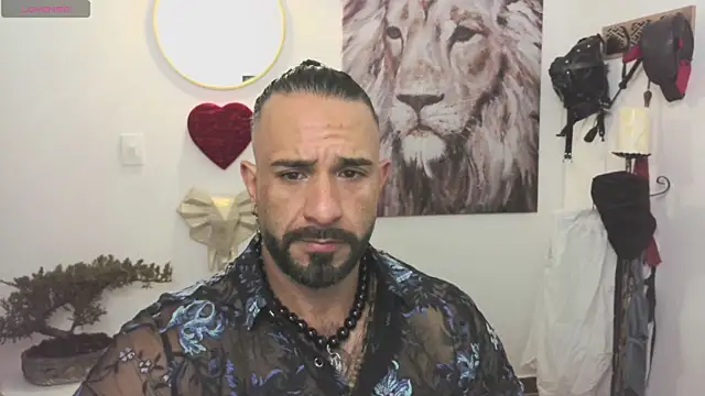 Snapshot of mr_maik chatting on 03/01/25, 12:23 mr maik online show from 03/01/25, 12:23