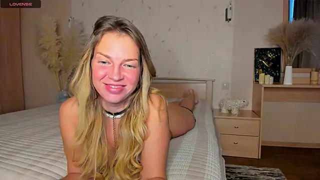 Snapshot of Jeanne_Williams chatting on 02/01/25, 06:32 Jeanne Williams online show from 02/01/25, 06:32