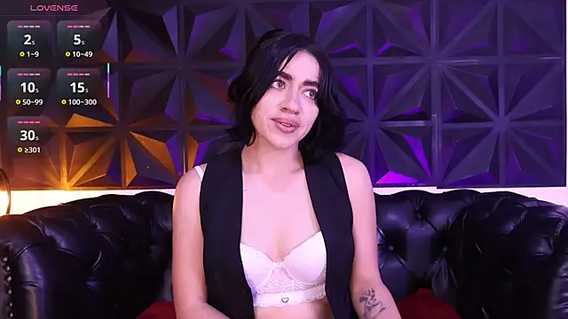 KasiaNoir  online show from 11/21/25, 12:15