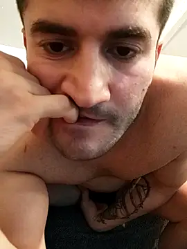 Analcholic online show from 11/04/25, 07:46