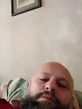 AlexandruCsaba online show from 12/17/24, 09:39