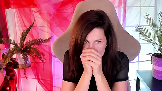 April o Nill online show from 11/14/25, 03:55