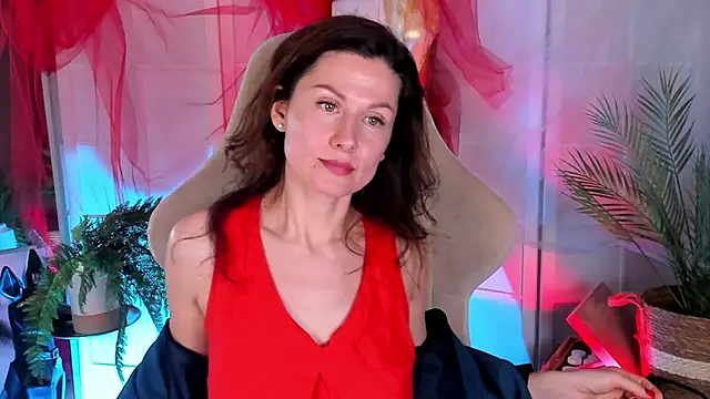 April o Nill online show from 11/18/25, 05:17