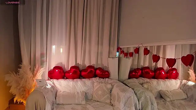  Rose Charming  online show from 02/16/25, 05:37