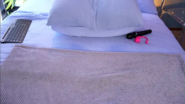  keeti  online show from 03/15/25, 06:25