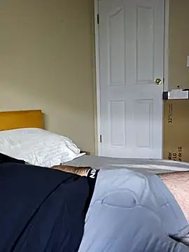 Mgman4365 online show from 12/29/24, 01:28