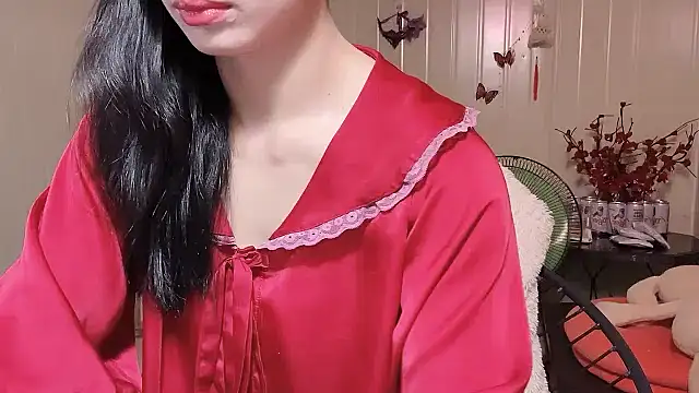Snapshot of LinhChi_9x chatting on 07/10/26, 12:37 LinhChi 9x online show from 07/10/26, 12:37