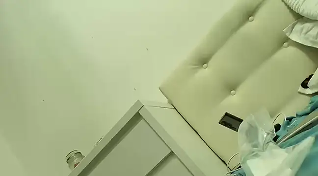 Strip Adelina online show from 03/19/25, 11:57