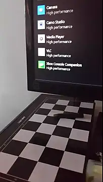 AwesomeUs online show from 10/09/25, 04:43