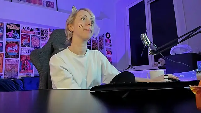 LylithSkye online show from 12/11/24, 03:05