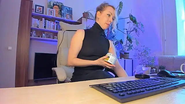 LylithSkye online show from 03/27/26, 01:55