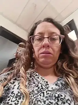 miss hanna07 online show from 10/27/25, 04:22