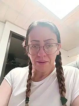 miss hanna07 online show from 11/26/25, 02:51