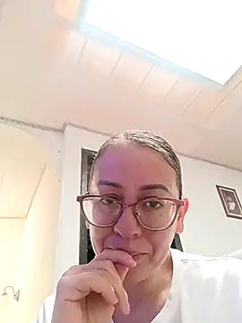 miss hanna07 online show from 04/13/26, 02:11