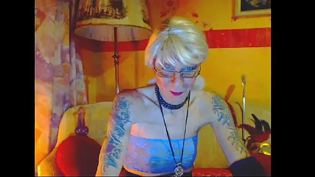 cuxladyboy online show from 12/13/24, 04:49